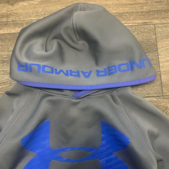 Boys Under Armour Hoodie - Picture 4 of 4